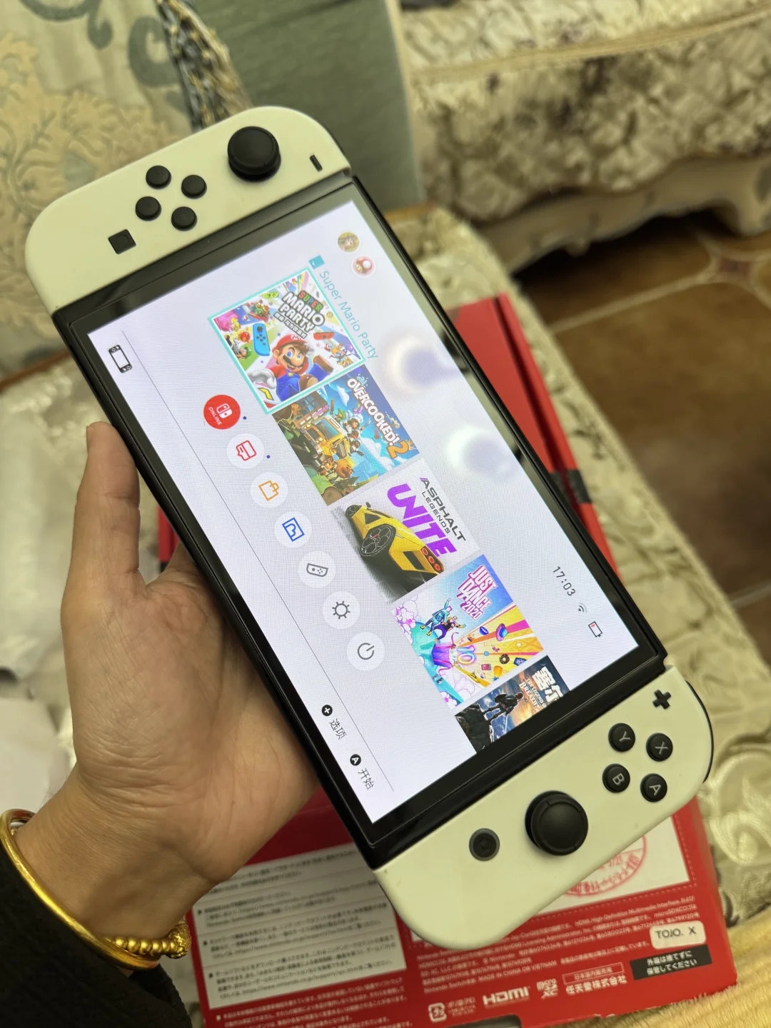 出自用switch 日版 oled 64g